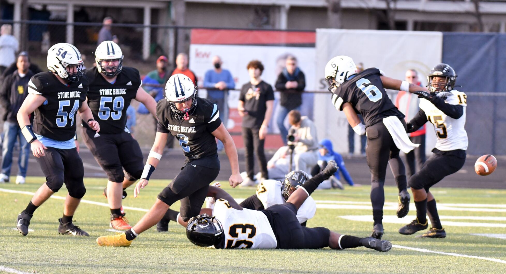 SB vs HS football semis_13.jpg